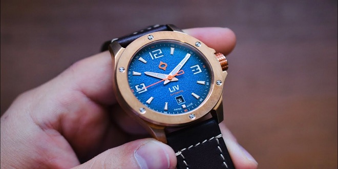 Zip Top Dust Watch (March 2022) Review Or Not